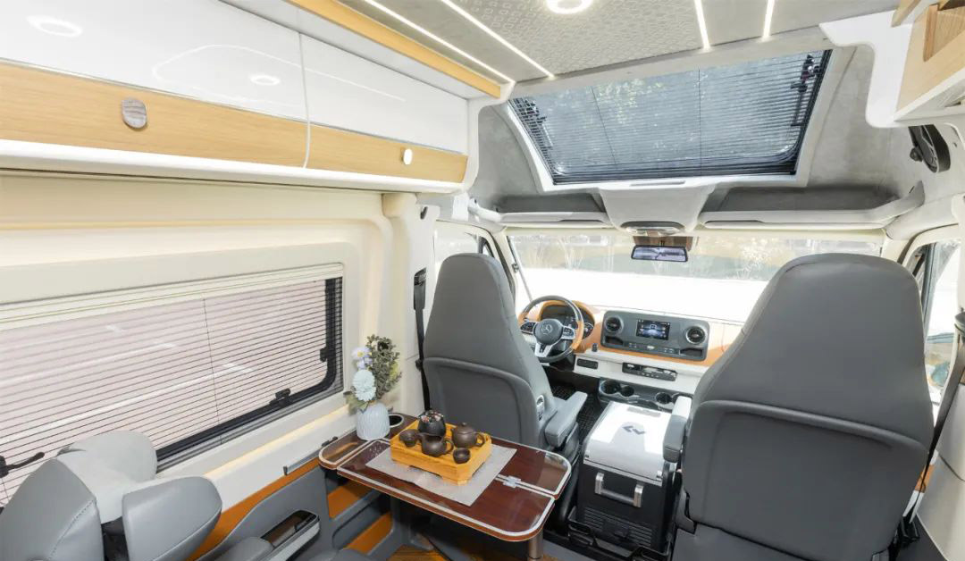 宇通全地形越野房车，3.0T动力配全时四驱，带独立航空座椅喜欢吗