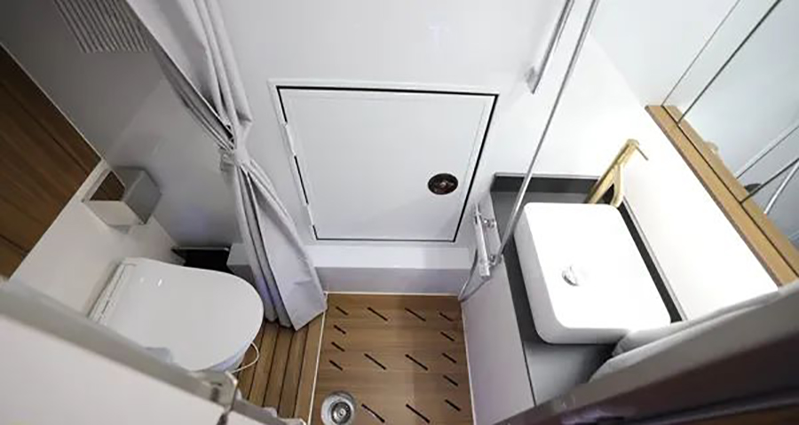 长途硬核越野房车，分时四驱带3把锁，宇通威迈E厉害了！