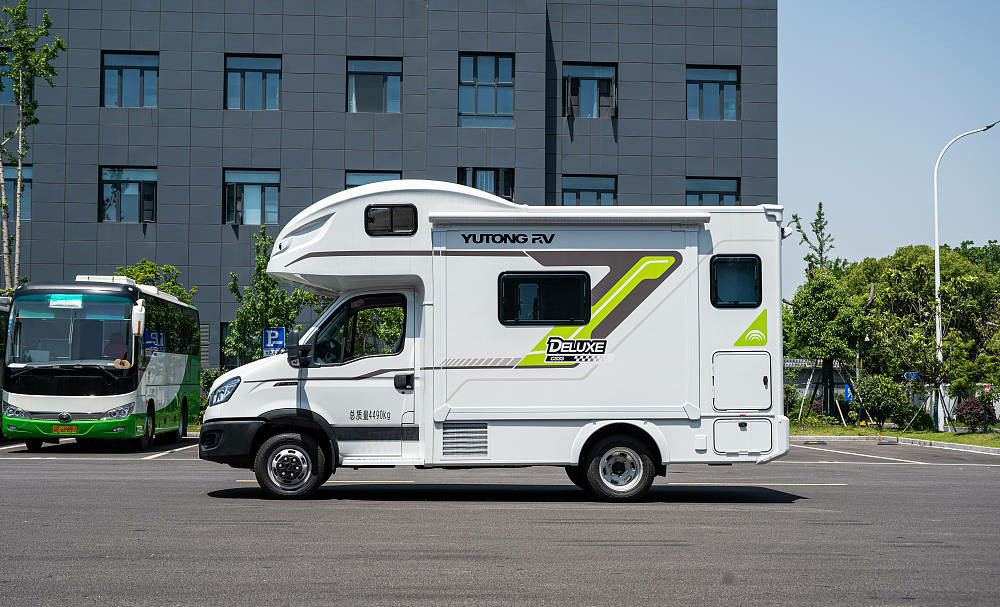实拍宇通C533双拓展房车，将豪华与实用性完美融合！