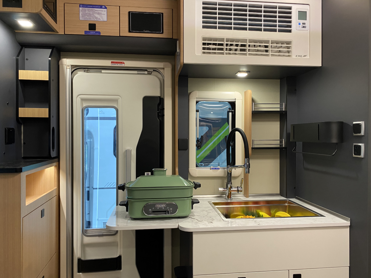 宇通房车C535畅享版双拓展