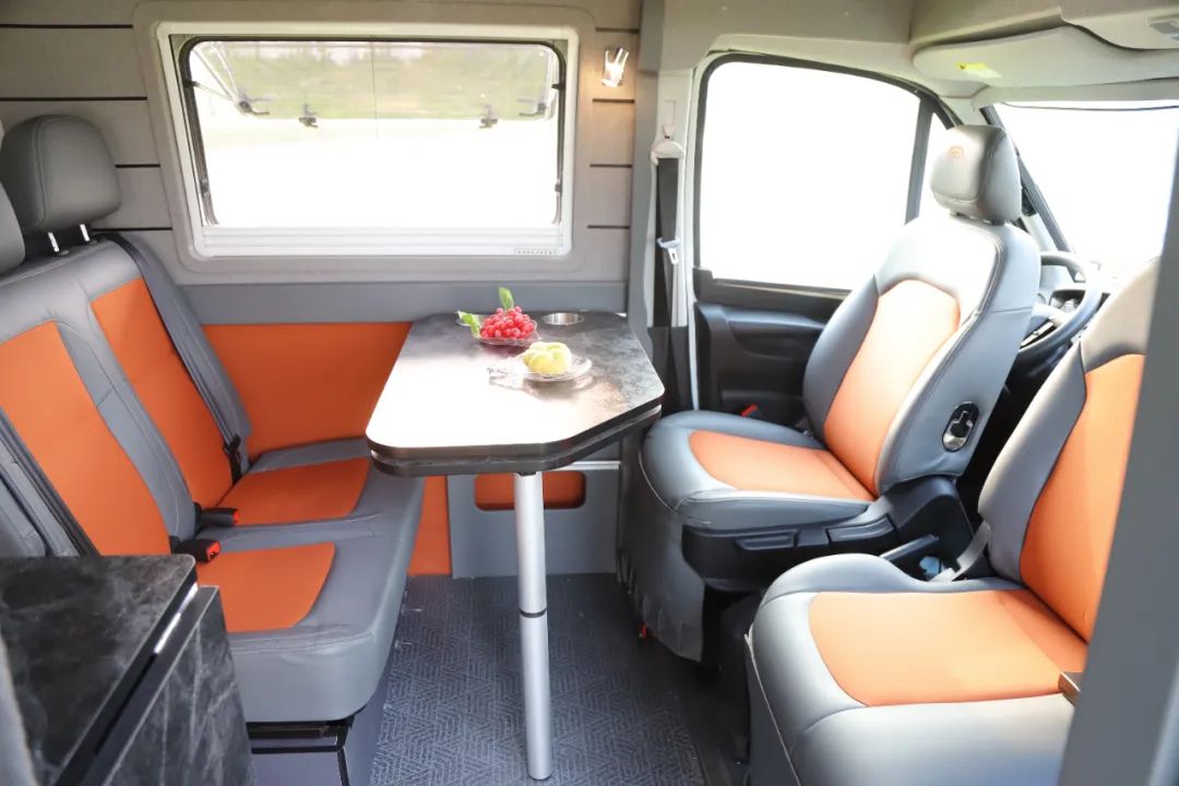 宇通B530房车，为您的房车生活翻开新篇章