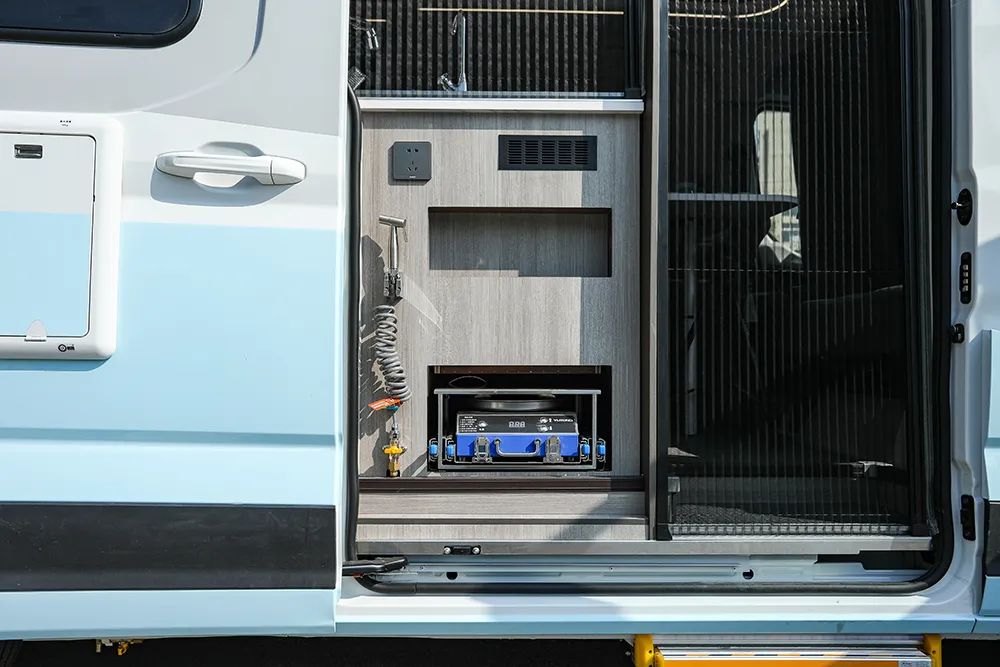 全新B311豪享版房车，邀你一起探寻东方之美
