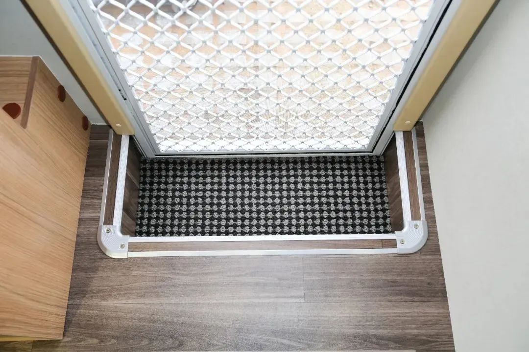 与自然美景相结合，体验妙趣横生的户外之旅？T525营地拖挂帮你实现梦想！