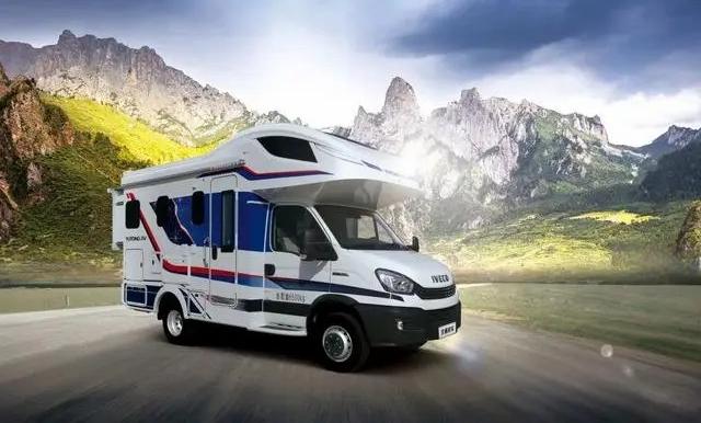 4.13洛阳房车展：宇通C535旗舰版双拓房车，带您享受旅居生活！