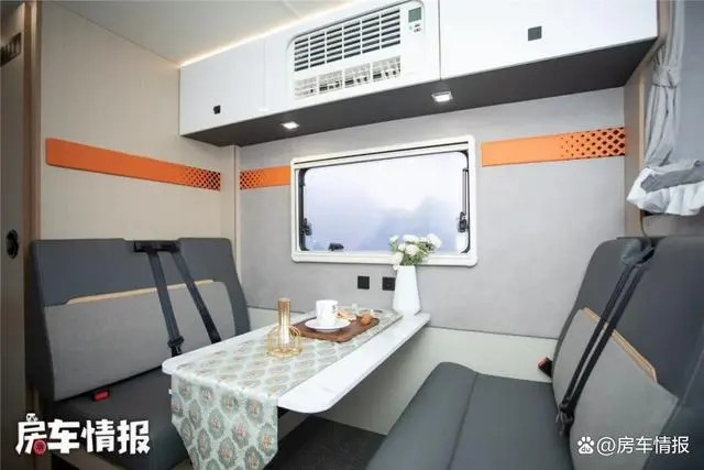 宇通新款皮卡房车来啦！2.3T柴油机+8AT四驱带后锁，越野旅行兼得