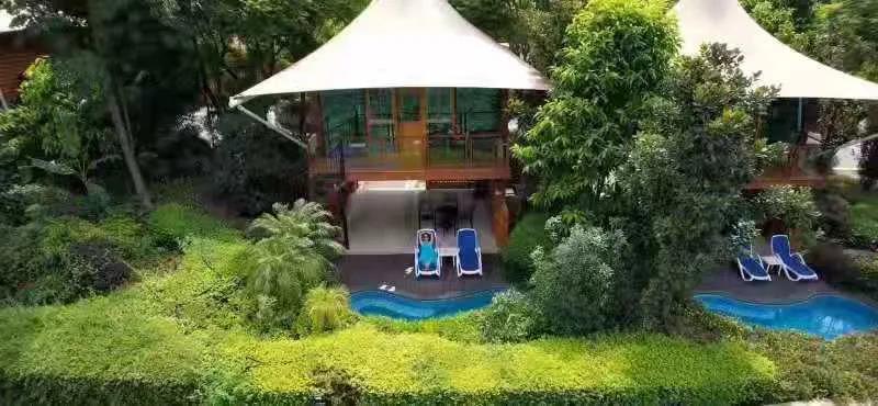 七彩温泉疗养身心，这个自驾房车营地太惬意了！