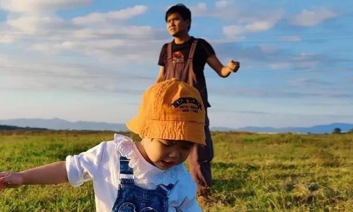 在房车上长大的孩子，到底有多“野”?