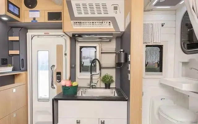 宇通发布新款房车，材料升级号称环保天花板，母婴长期住着也放心