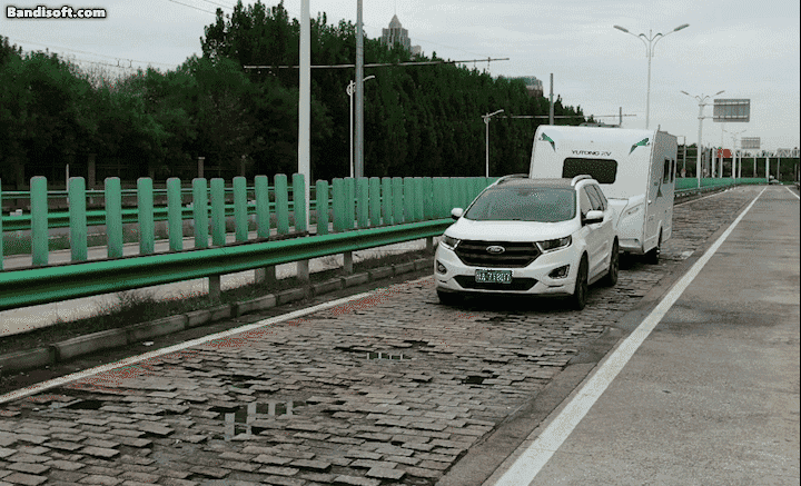 T511H公路版拖挂前横床布局房车——灵动自驾旅居、独享自成空间